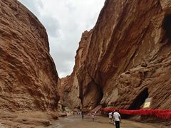 -天山神秘大峡谷