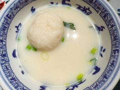 -南京金牛湖巨碗鱼头