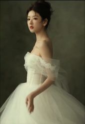 -Lady  Jane高端婚纱礼服馆
