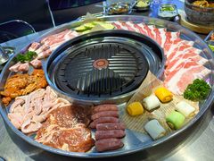 -哈哈碳都·牛肋条无限自助烤肉(台江万达店)