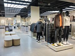 -燕莎奥特莱斯购物中心