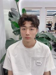 -尤司男士国潮理发馆