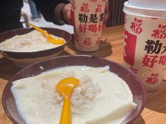 -周小波重庆小面·重庆名小吃(邹容路店)