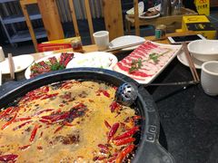 招牌手切肥牛-一斗火锅·招财羊毛肚(泰吉滨江店)