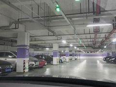 -经纬汇-停车场