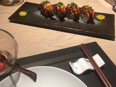 -余欢领鲜火锅(新街口店)