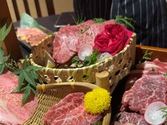 -山川小町·极番烧肉(新地假日广场店)
