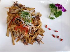 -起士林西餐厅(东经路店)