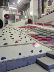 -marspace马斯派超级运动公园(正弘汇店)