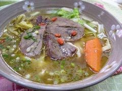 牛肉汤-好伦哥比萨烤肉自助(马家堡店)