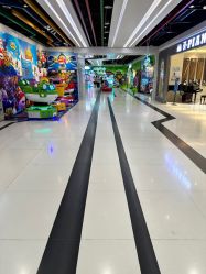 -莫莉幻想儿童乐园(北京昌发展万科店)