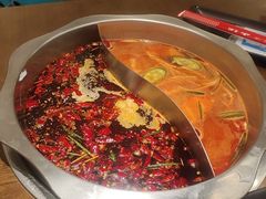 番茄鸳鸯锅-牛串门串串香(东直门簋街总店)