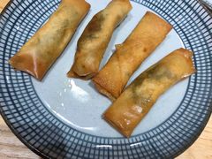 雪菜黄鱼春卷-南小蟹手工點心(三里屯店)