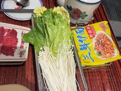 -沙胆彪炭炉牛杂煲(上海日月光广场店)