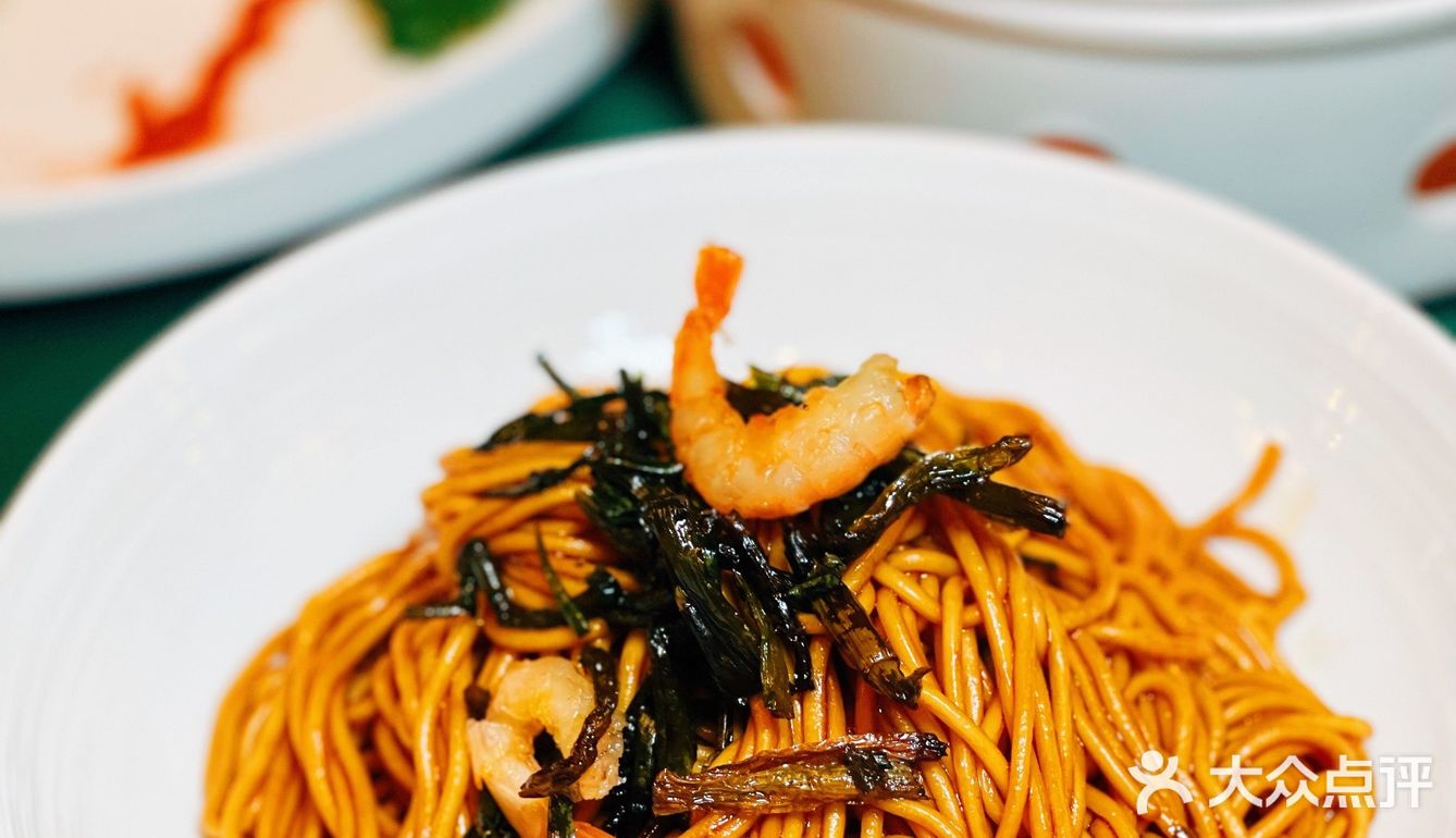 快来！这一道菜竟然用了25只大闸蟹！