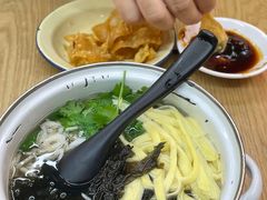 -柴爿巷·香酥鸡&馄饨(复兴中路店)