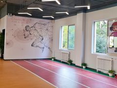 -悦动体能篮球羽毛球网球(三里河店)