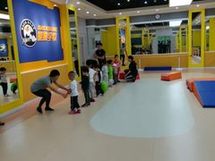 -能量学院少儿体能运动馆(公园1872店)