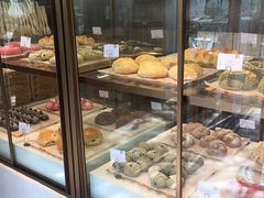 面包甜点陈列柜-奈雪的茶(大梅沙8号仓店)