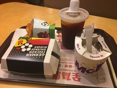 -麦当劳(水坑尾街店)