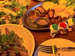 烤猪颈肉佐菠萝紫苏叶-Blac+Blac(中海环宇荟店)