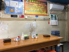 大堂-吴淞老街砂锅馄饨(北兴路店)