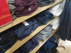 -优衣库(郑州丹尼斯大卫城店)