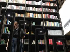 -钟书阁(松江泰晤士小镇店)