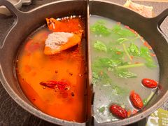 -三出山火锅(南京万象天地店)
