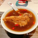 暴风雨探店｜ta不愧是可以让我一啖爱上海南鸡饭的理由