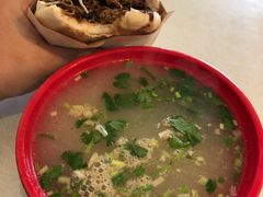 -烤鸭肉夹馍鸭汤店