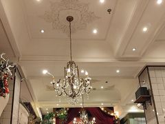 -玛格萝妮比萨屋(四平店)