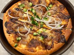 果木香风味烤鸭比萨-必胜客(滨江店)