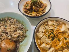 海胆林虾炖豆腐-小郭私房菜·海肠捞饭店(学士街店)