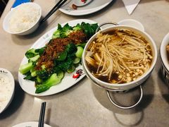 白灼菜心-宝香绑线肉骨茶(柏威年广场店)