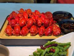-肥肥虾庄·金牌油焖大虾(沙湖店)