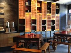 大堂-老墙根涮肉·铜锅·烧烤(欢乐谷·王四营店)