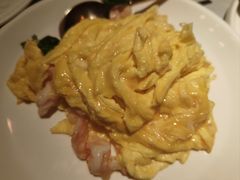 捞叶虾仁炒文昌鸡蛋-闻见中国海南菜(K11店)