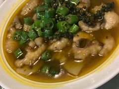 青椒鱼-生宇山珍野生菌汤锅•始于1999(双流古塔店)