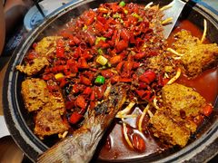 -吞鱼兽麻辣烤鱼(万达店)