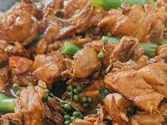 -八两八金·莱芜特色炒鸡(市南漳浦路店)