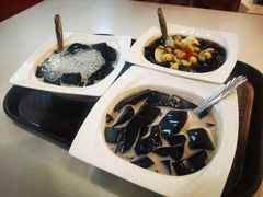 -梧州双钱龟苓膏(丽港航母店)