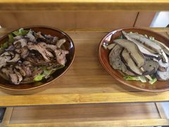 -阿山卓·野生菌火锅·纳西火塘烤肉