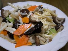 -溢心园香河肉饼总店