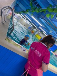 -子木乐园婴儿游泳馆(水晶港店)