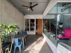 -The Hub Coffee Roaster @ OUG