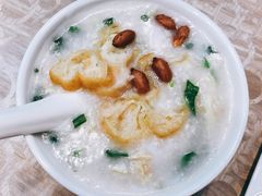 -银记肠粉店(新港西路店)