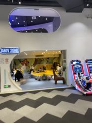 点击看大图 -MINI MARS 脚下的城市乐园·餐饮·派对(静安江宁店)