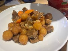 小土豆烧牛腩-关东小磨东北菜(上海长风大悦城店)
