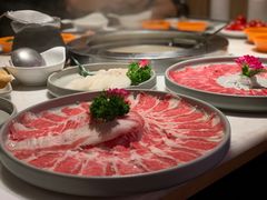 雪花牛舌-煲宫猪肚鸡(晶品店)